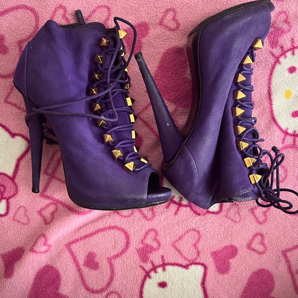 Giuseppe Zanotti Purple Heels with Gold Studs